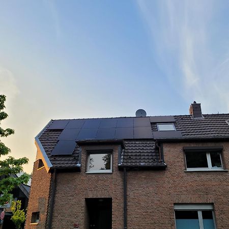 Messezimmer Am Thewissenweg 뒤셀도르프 외부 사진